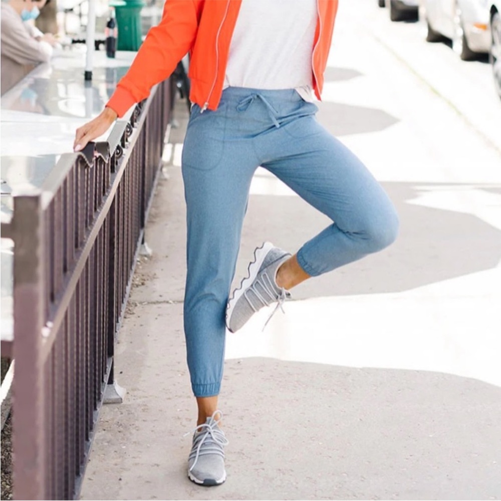 Albion Fit Jetsetter Chambray Jogger